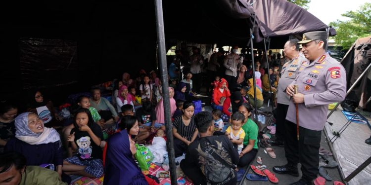Kapolri Serap Aspirasi Masyarakat yang Jadi Korban Gempa Bumi Cianjur