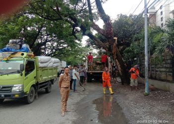Cuaca Ekstrem, Camat Tallo Lakukan ini! Warga Tallo Apresiasi