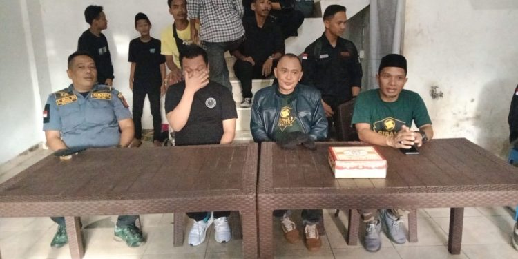 Sibali Center Indonesia Bersama KSPSI Sul-Sel dan GBNN Berkunjung ke Markas B120