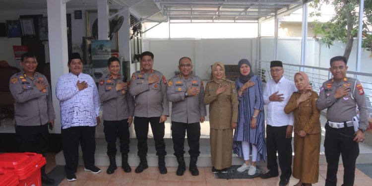 Sambut Hari Bhayangkara, Polda Sulsel Laksanakan Revitalisasi Situs Religi