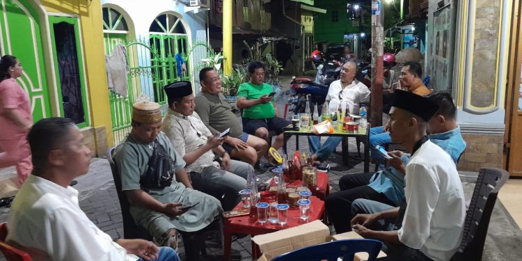 Hari Raya Idul Adha, Wakapolsek Tallo Jalin Keakraban dengan Insan Pers