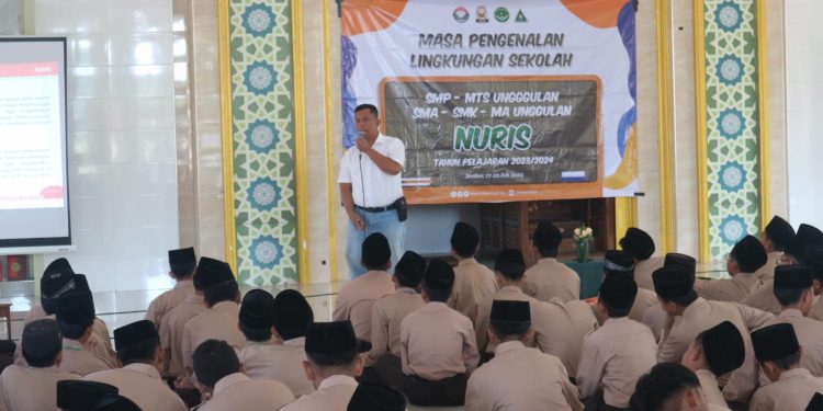 Polres Jember Sosialisasikan Bahaya Narkoba ke Pondok Pesantren