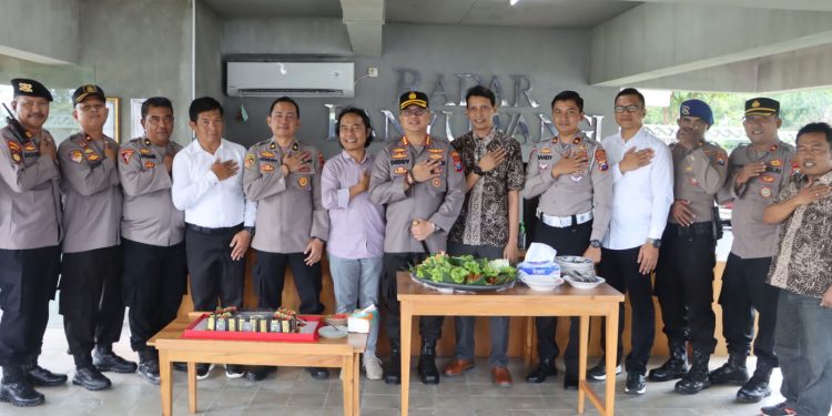 Kunjungi Kantor Media, Kapolresta Banyuwangi : Media Berperan Jaga Stabilitas Keamaan