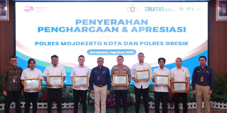 Polres Gresik Berhasil Ungkap Pencurian Kabel Listrik, GM PLN Jatim Beri Penghargaan