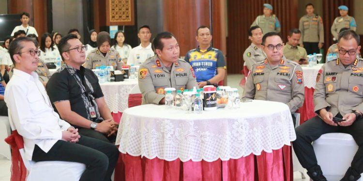 Kapolda Jatim Motivasi Tim Bola Volly Jadi Juara Satu di Turnamen Kapolri Cup 2023