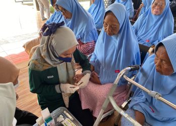 HUT RI ke – 78 Polresta Malang Kota Bersama Komunitas Anak Bangsa Gelar Aksi Kemanusiaan