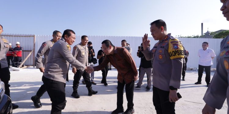 Kapolda Jatim Letakkan Batu Pertama Ground Breaking Bangunan Kantor Polri di Kawasan Industri dan Pelabuhan JIIPE