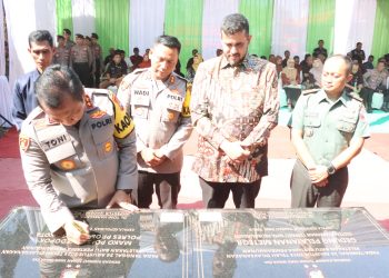 Kapolda Jatim Bersama Forkopimda Kota Probolinggo Laksanakan Ground Breaking Gedung Meteor dan Polsek Kedopok