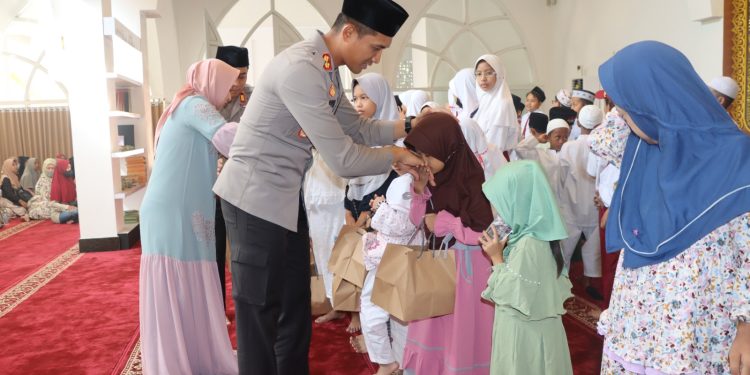 Polri Peduli, Polres Pasuruan Gelar Do’a Bersama Dan Santunan Anak Yatim