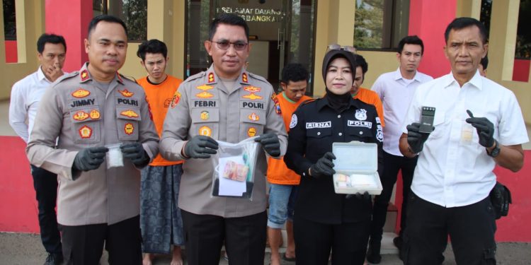 Polres Bangkalan Berhasil Amankan Satu Keluarga Tersangka Komplotan Pengedar Narkoba