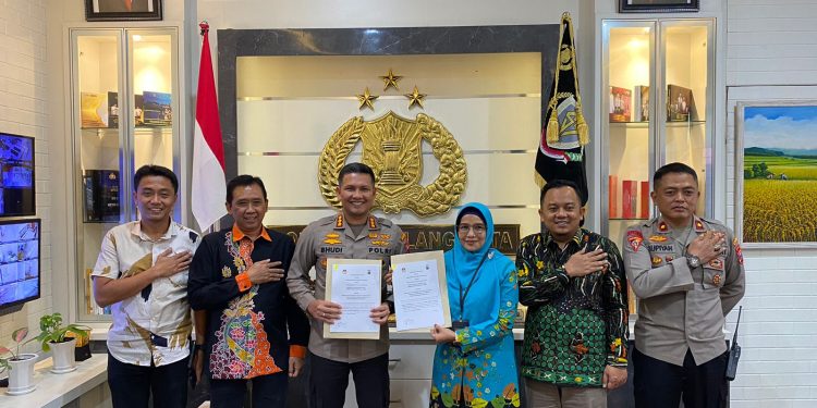 Tanda Tangani MOU Polresta Malang Kota Siap Hadirkan Pemilu Damai 2024