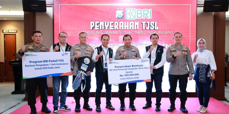 Dukung Digitalisasi Polri Bri Salurkan Csr Komputer ke Polda Jatim
