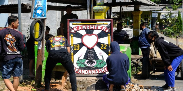 Sebanyak 30 Tugu Pencak Silat di Nganjuk Dibongkar Sukarela, Kapolres Nganjuk Beri Apresiasi