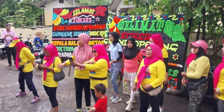 Grand Opening Group Senam OBIG RK Kelurahan Mangalli