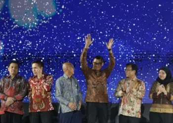 Dirut PLN Raih Best CEO of Communications, PLN Jadi Best of The Best Communications dengan 12 Penghargaan dari Menteri BUMN di Ajang BCOMSS 2024